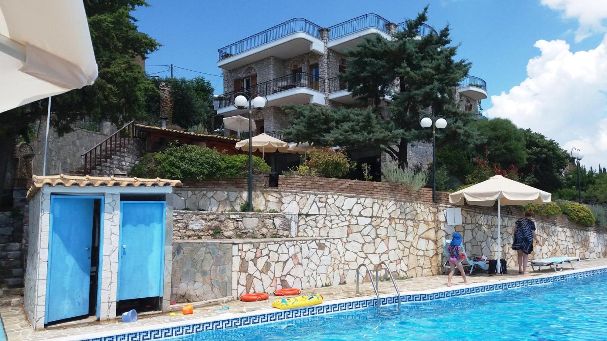 Mathia Apartments Luaran gambar